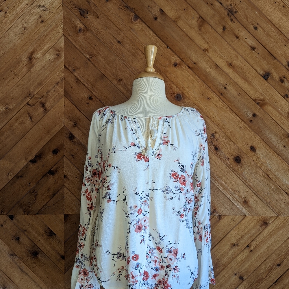 Lovestitch floral print long sleeve blouse